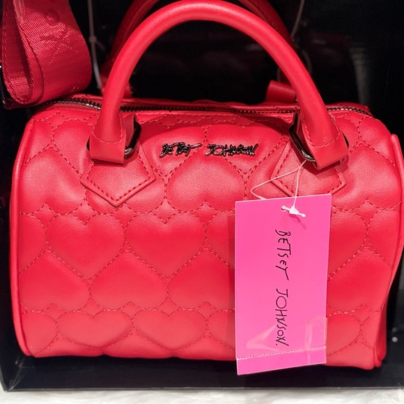 Betsey Johnson Red Quilted Satchel with Black Heart Keychain - Picture 3 of 4